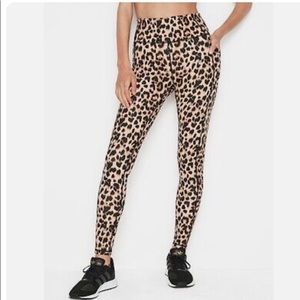 NWT!  Victoria’s Secret Leopard Print Leggings.  Size 10